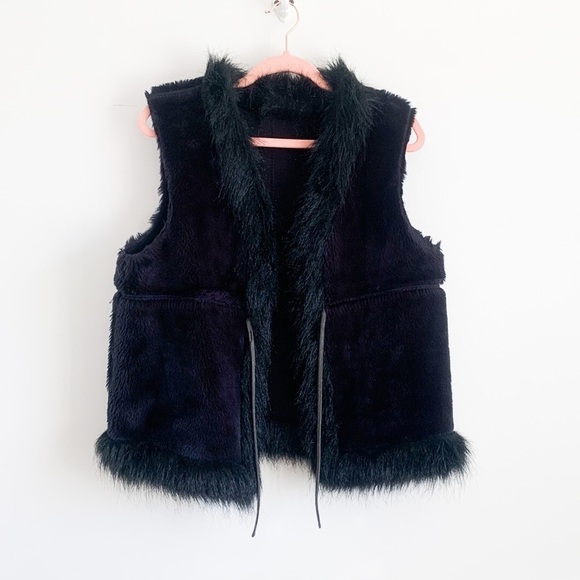 Black Faux Fur Faux Suede Reversible Vest - Picture 1 of 10